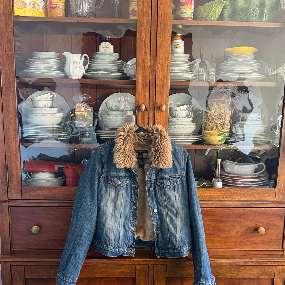 Abercrombie & Fitch Blue Denim Jacket with Brown Faux Fur Collar